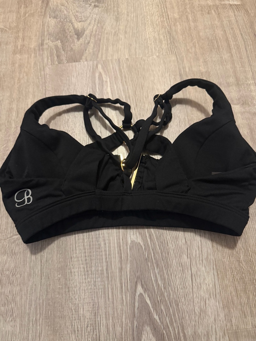 Bombshell Sportswear Black V-Ring Strappy Sports Bra - Picture 2 of 2